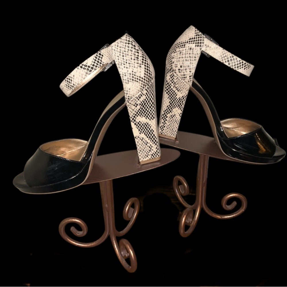 BCBG Paris Black and Cream Snake Print 4 1/2 inch Heels